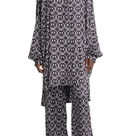 Dresses in LALA Smiley Face Patterned Black and White lounge set - Picture 3 of 7